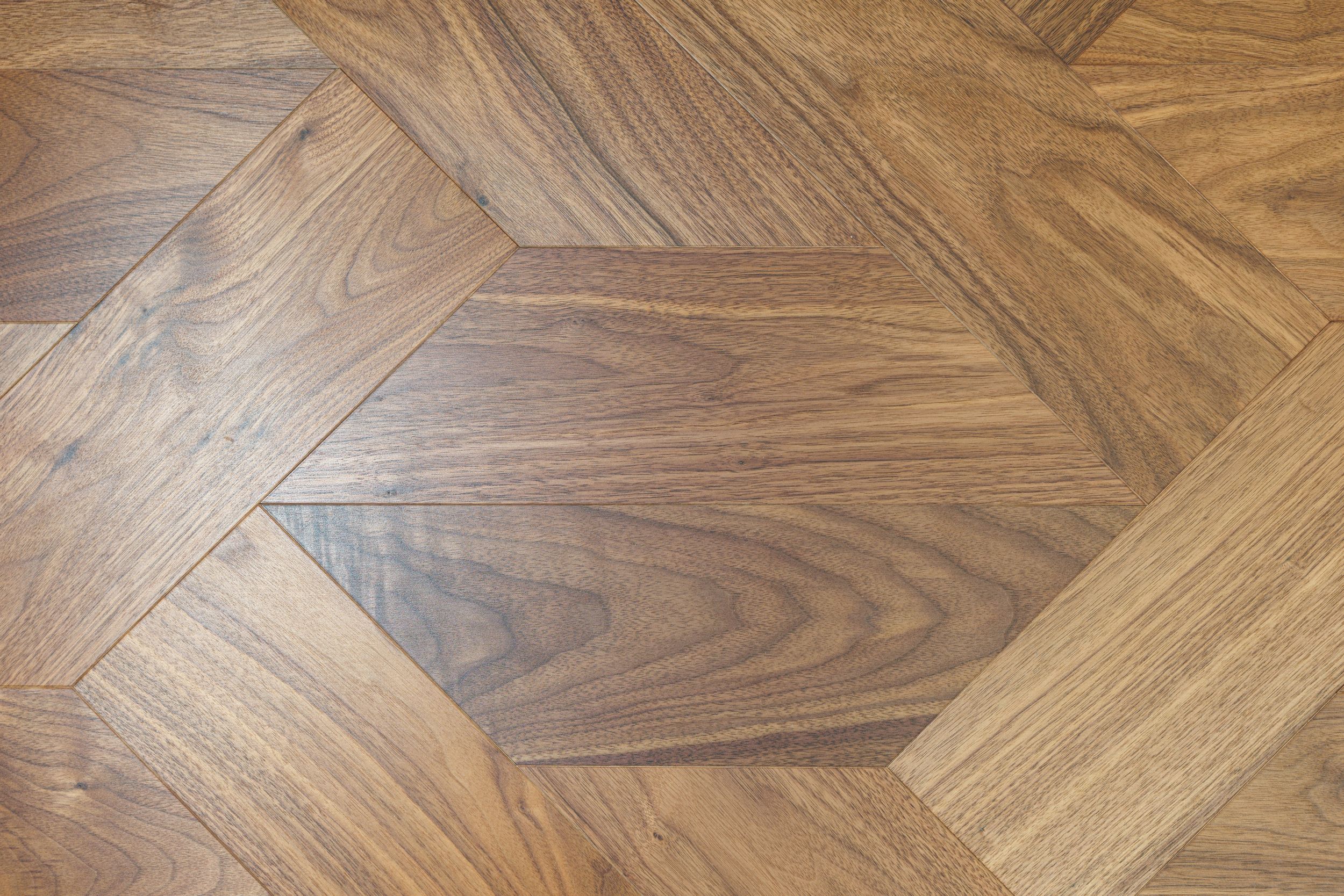 Разбор образцов напольных покрытий для дизайн-проектов